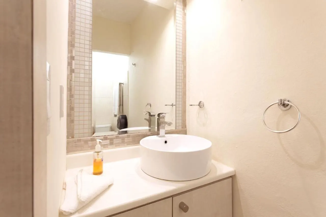 Prime Location At Condado Beach Queen Studio - Apt 10 San Juan Appartamento